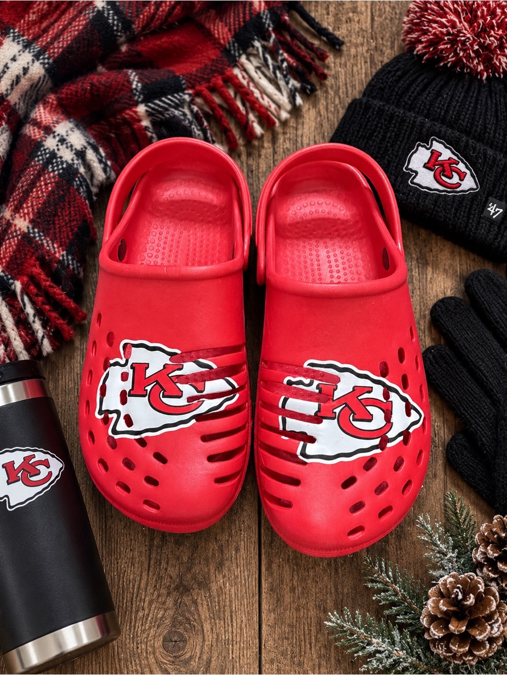 Kansas City Chiefs FOCO Red Logo Clogs Slip On Shoes Women’s 9-10